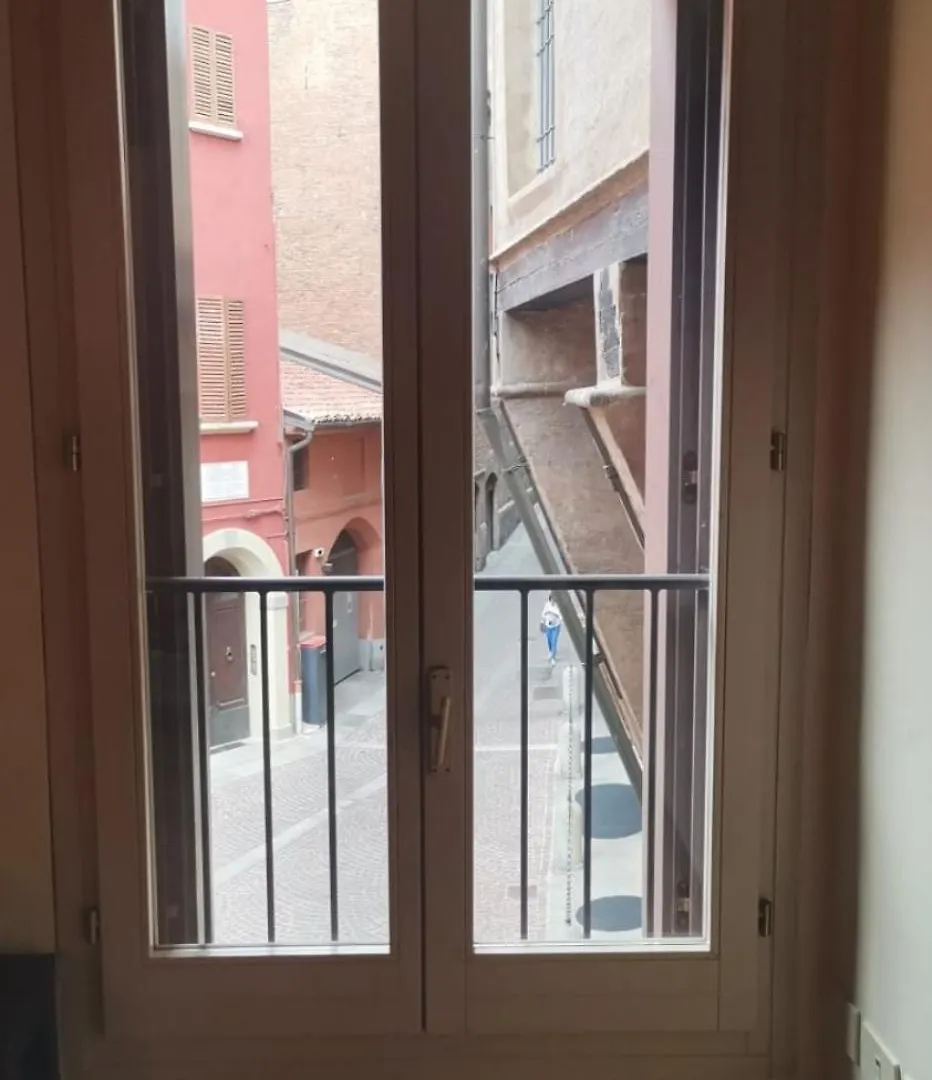 De' Pepoli Apartments Bologna 0*,